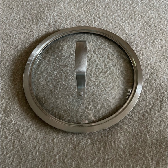Stovetop Pot Glass Lid
Small Dent in Lip Area
See pictures for measurements - Picture 3 of 11